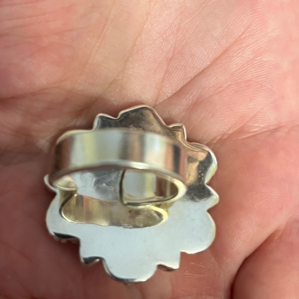 Turquoise and Sterling Silver Ring - Picture 3 of 8